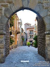 A colpi di pedale: Un’avventura lombarda da Varzi a Cremona.